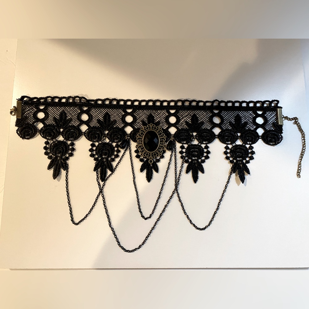 Gothic Lacey black choker